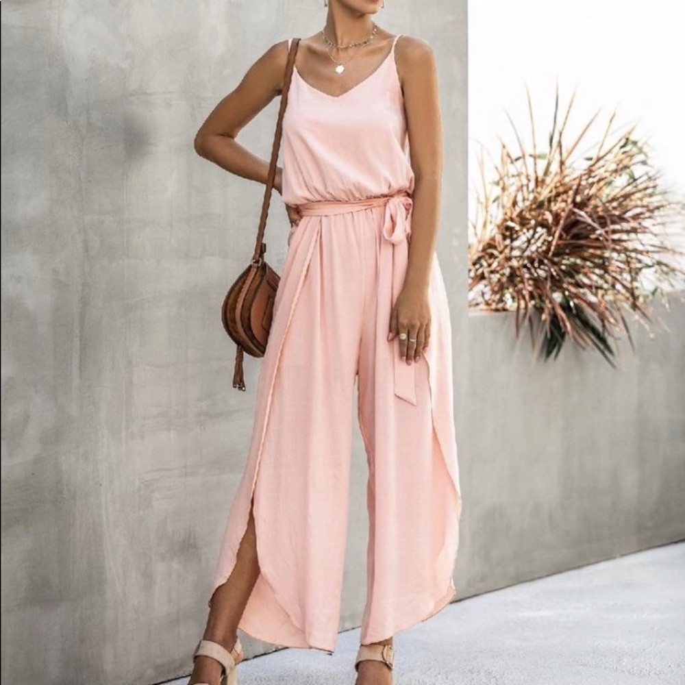 Pink Romper ✨New With Tags✨